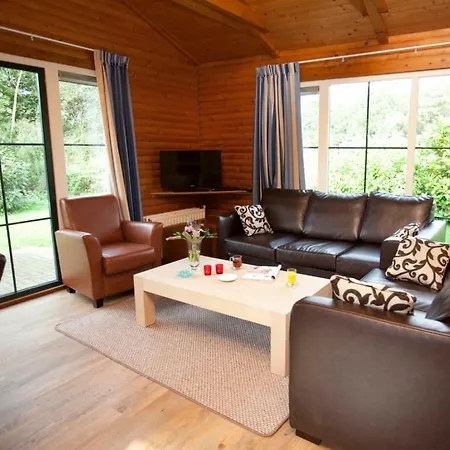 Landal De Veluwse Hoevegaerde * 푸텐